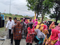 Bantuan Alsintan Di Desa Luwungragi Brebes