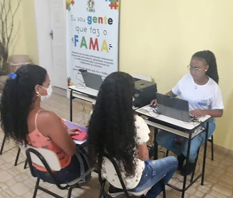 Salvador: Prefeitura já entregou 1.000 carteiras para pessoas com transtorno do espectro autista