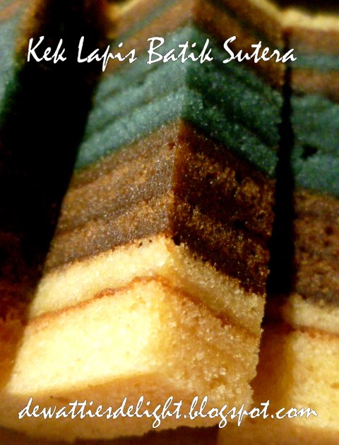 De Watties Delight: Kek Lapis Batik Sutera