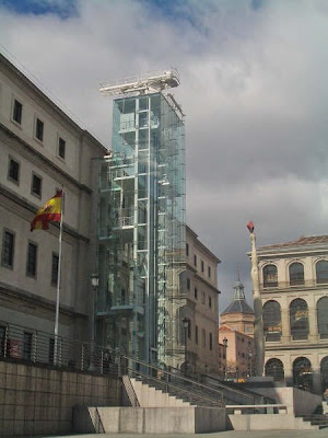 patio queen sofia. The Reina Sofia Art Museum has