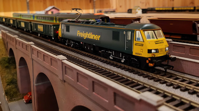 Bachmann Class 70 Freightliner