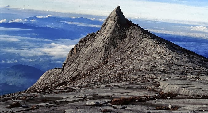 Gunung Kinabalu  KERETA SEWA KINABALU