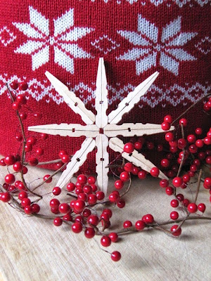 diy clothespin snowflake ornament
