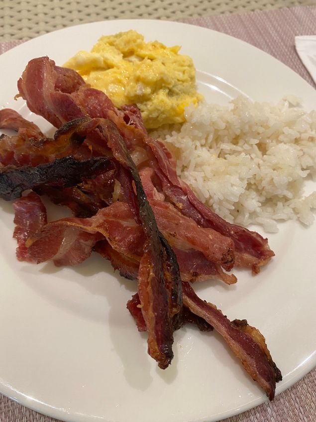 Bacon in Pico de Loro breakfast buffet