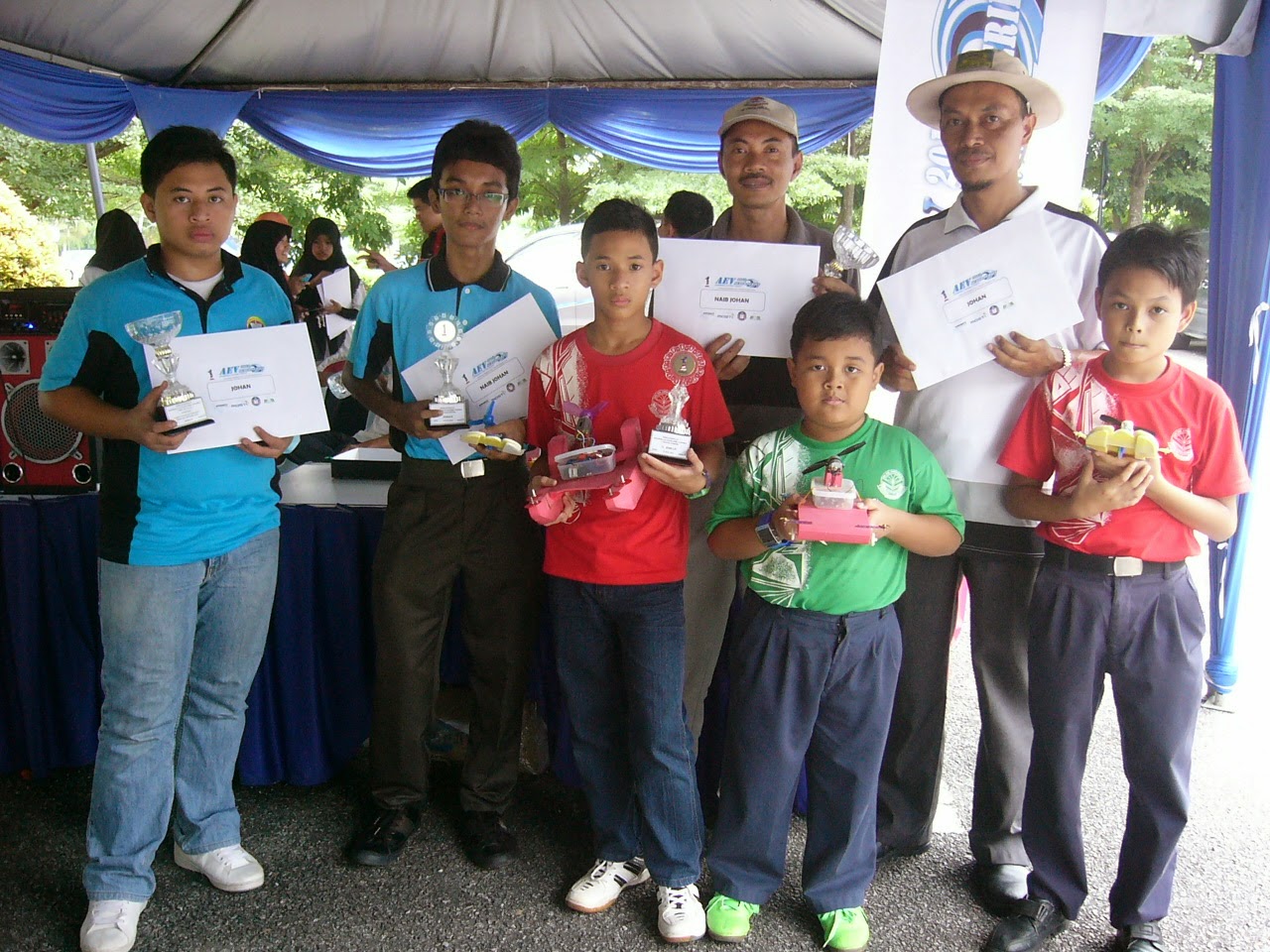 LAMAN CIKGU BAHRI: REKA CIPTA