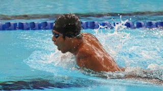 Tips Untuk Berenang Berkesan Menurunkan Berat Badan