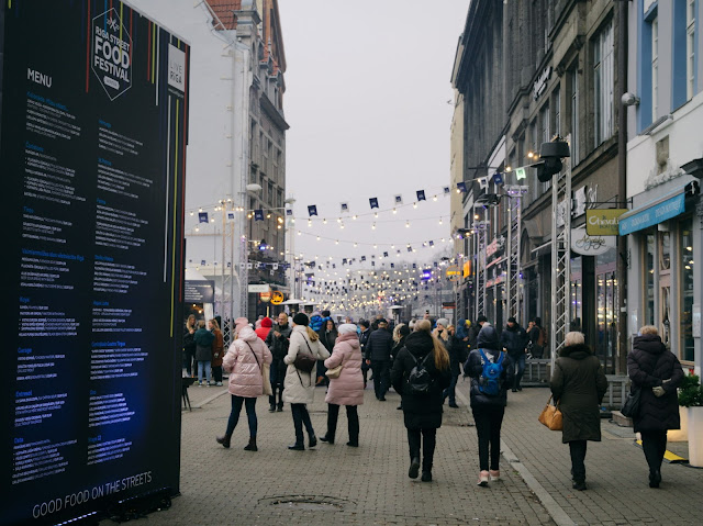 capital r riga, kaļķu street iela