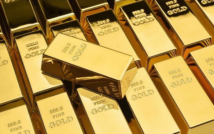 Gold's Glittering Ascent to Unprecedented Heights