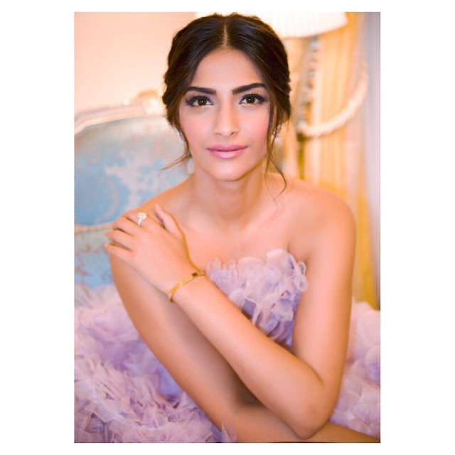 Sonam Kapoor Age, Weight, Height, Figure, Family, Affairs, Wiki And Controversies 