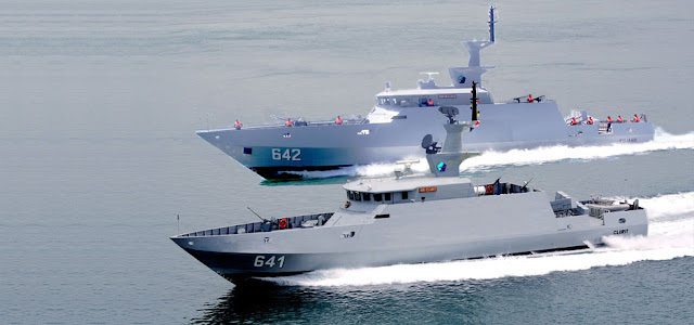 KRI Clurit 641 dan KRI Kujang 642