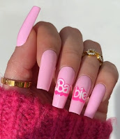 Diseños de uñas de Barbie