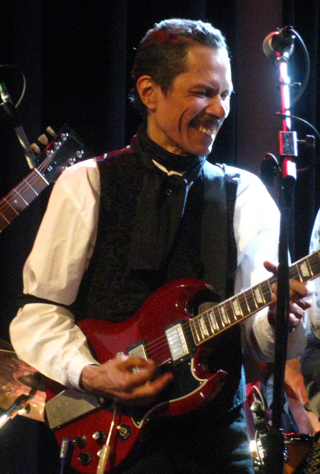 Dry Paint Signs: Shuggie Otis Takes His Hat Off, Stays a Funky While ...