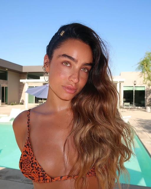 Sommer Ray,sommer ray ass pics,Sommer Ray Bikini Photos