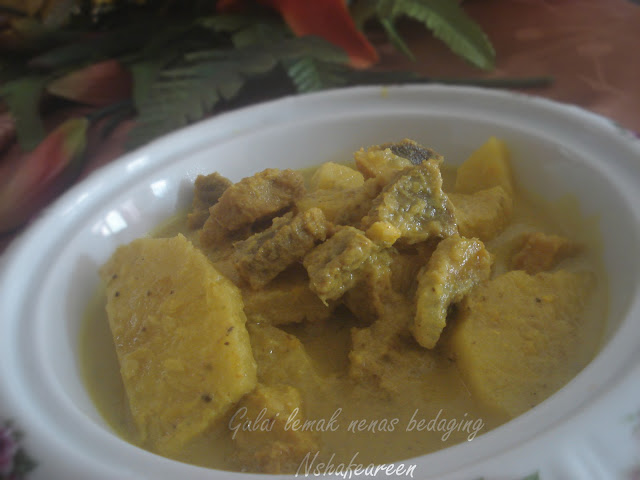 Gulai Lemak Nenas Bedaging ~ Nshafeareen®