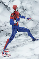 MAFEX Spider-Man (Ben Reilly) 15