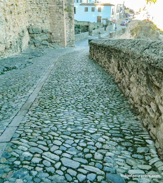 Porta de Felipe V em Ronda na Andaluzia