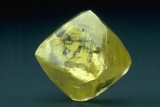 Berlian Berwarna Kuning Yang Terkenal Di DUnia