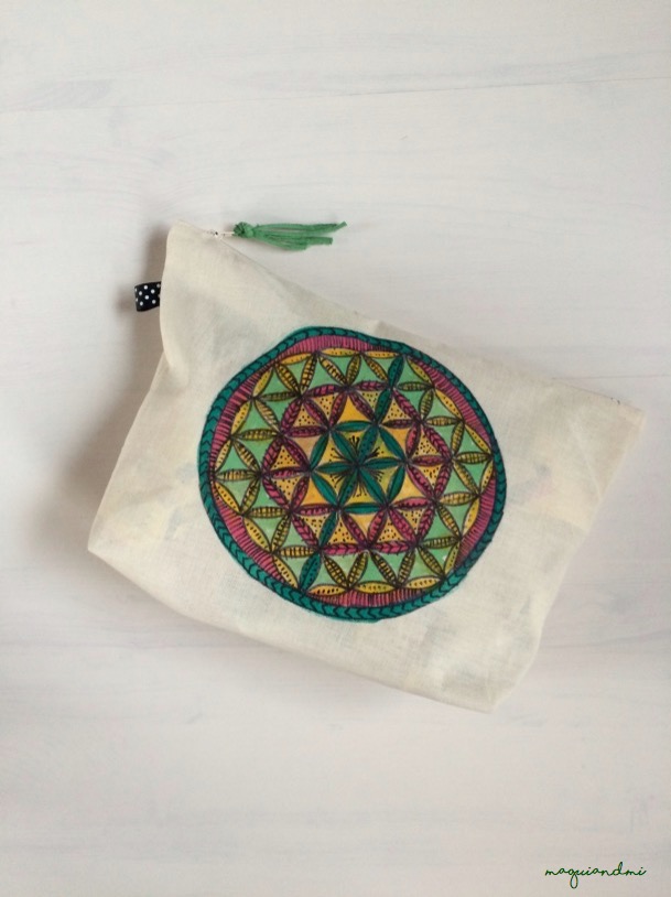 costura-fácil-handmade-maguiandmi-mandala-yoga-neceser