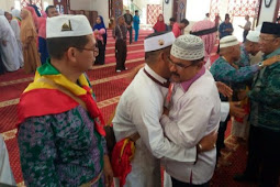 Bupati Karimun Sambut Kedatangan Ratusan Jamaah Haji di Masjid Agung