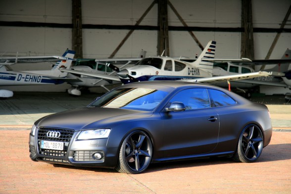 The AVUS Audi A5 Batmobile comes with the 21inch Jofiel black Limited 