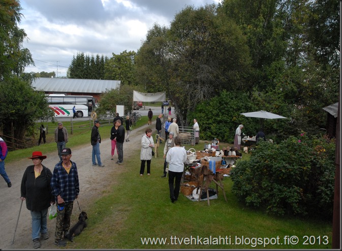 markkinakuvia 2013 yhtäköyttä 072