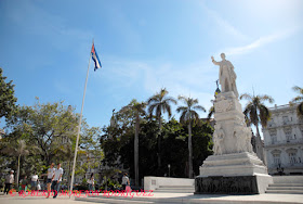 Escultura de José Martí en el Parque Central de La Habana, Cuba