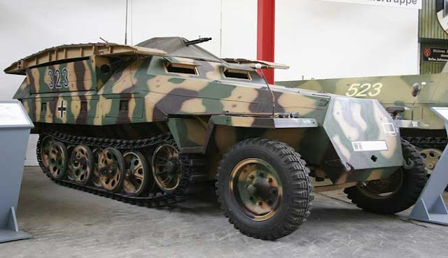 TANK MILITER INI DIJUAL UNTUK WARGA SIPIL