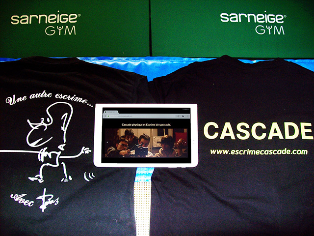 Régleur cascades et chorégraphe de combat : film et spectacle. Escrime artistique et cascade physique : acrobatie, combat et duel d’armes blanches. Alexis DIENNA.