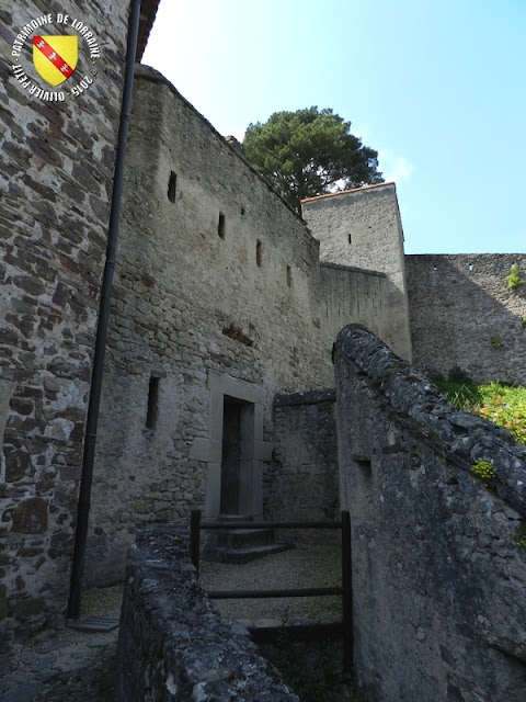 SIERCK-LES-BAINS (57) - Château-fort des ducs de Lorraine