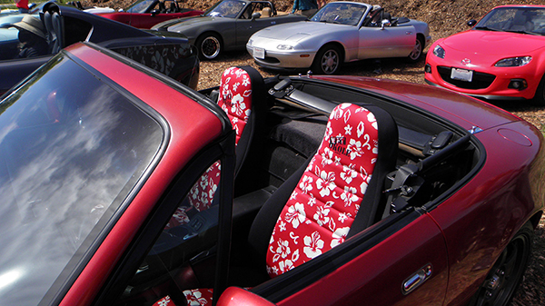 Red Miata with Hibiscus Wet Okole Seat Covers