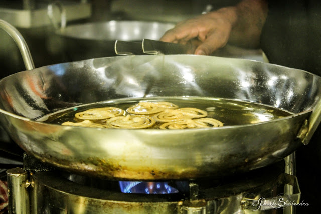 Piping Hot Crispy Jalebis