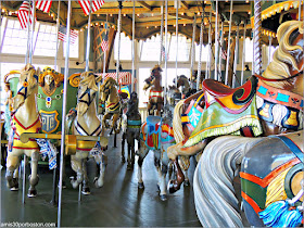 Paragon Carousel en Nantasket Beach, Hull