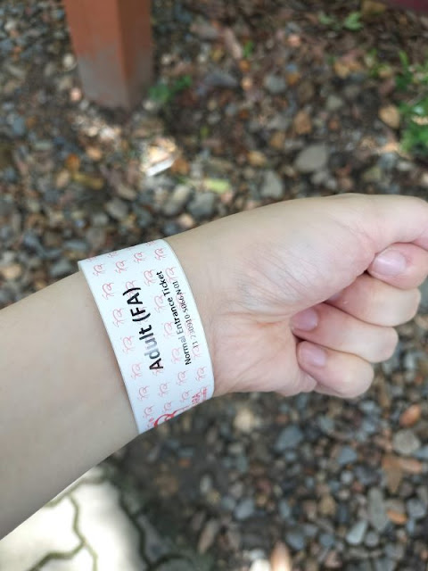 paper bracelet ticket