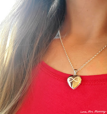 pictures on gold, sterling silver locket, heart locket