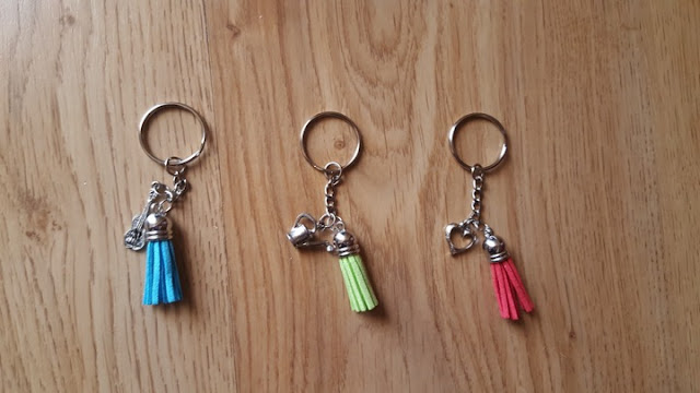 5 minute-DIY cute keychains - tutorial + video