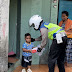 Berkah Ramadhan! Satlantas Polres Karawang Berbagi Takjil Gratis Kepada Masyarakat