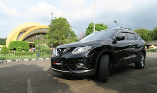 Nissan X-Trail, Mobil SUV Paling Tangguh dan Nyaman