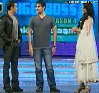 Arbaaz, Sonakshi With Salman In Bigg Boss 4