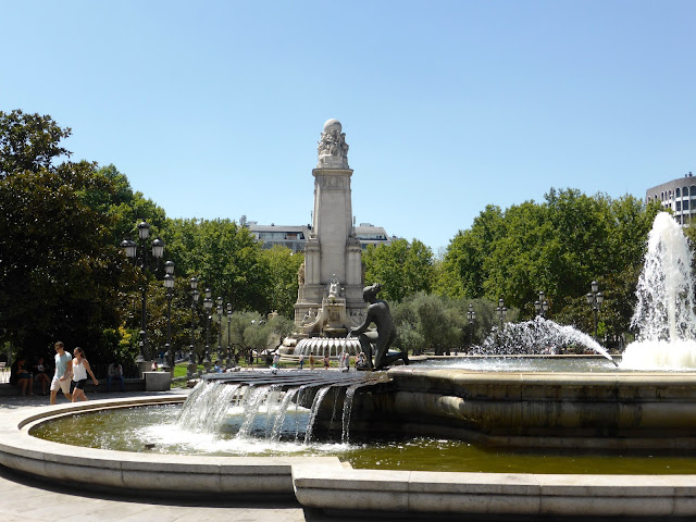 Madrid-Plaza-de-Espana