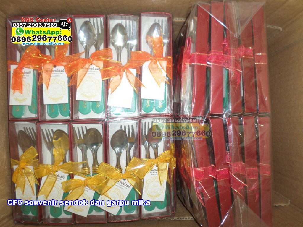 Souvenir Sendok dan Garpu Souvenir Pernikahan Unik Souvenir Sendok dan Garpu Souvenir Pernikahan Unik