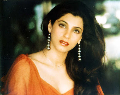 dimple kapadia wallpaper download 