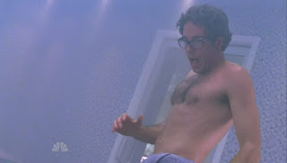 Zachary Levi Shirtless on Chuck s3e11