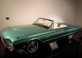 Thelma & Louise 1966 Ford Thunderbird Convertible