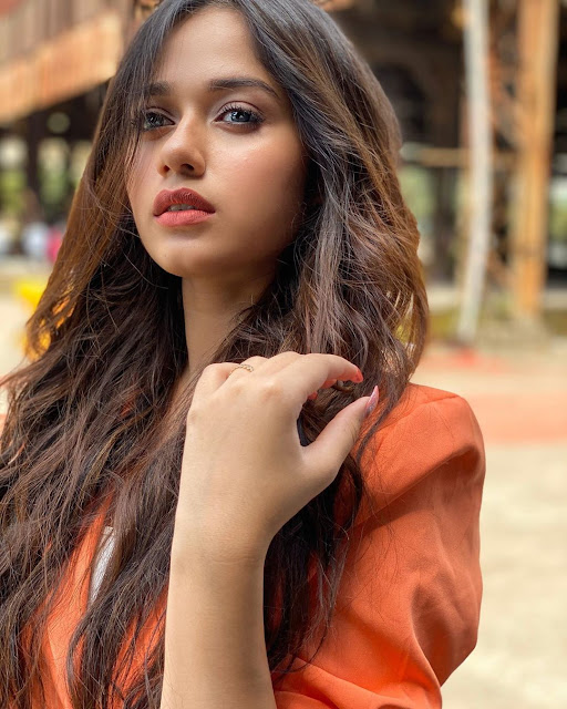 Jannat Zubair Age, Weight, Boyfriend, Salary, Movie, Instagram, Photo