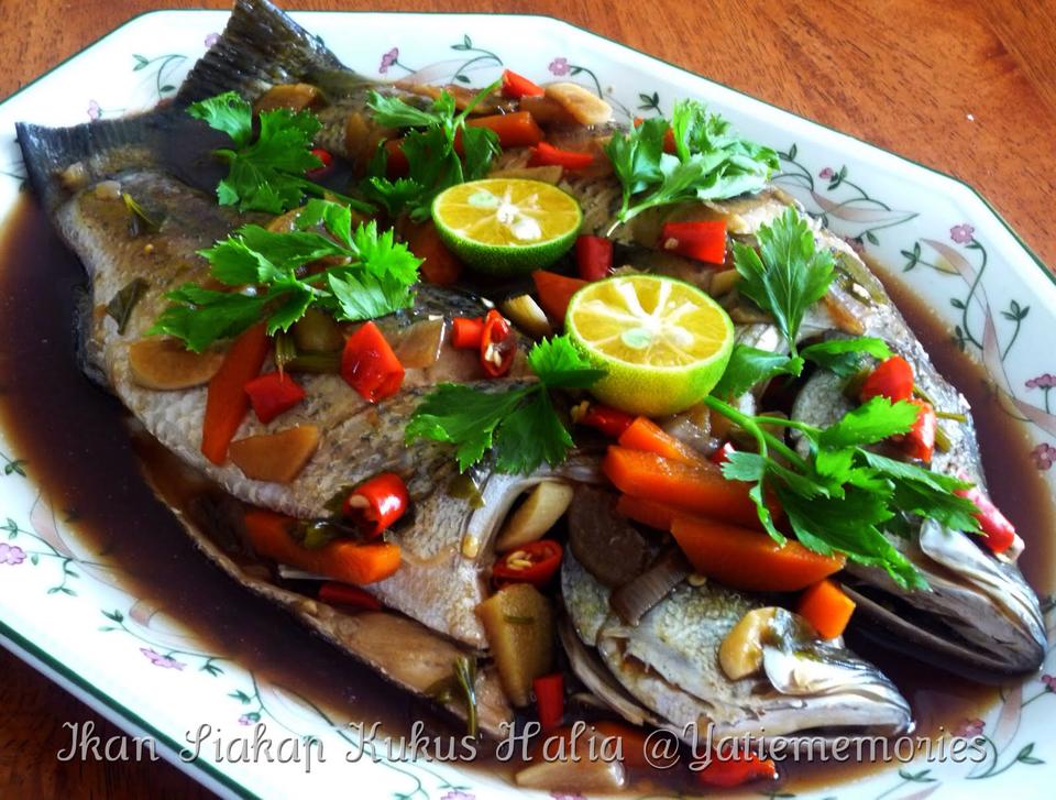 Di celah-celah kehidupan: Pelbagai resipi ikan masak stim 