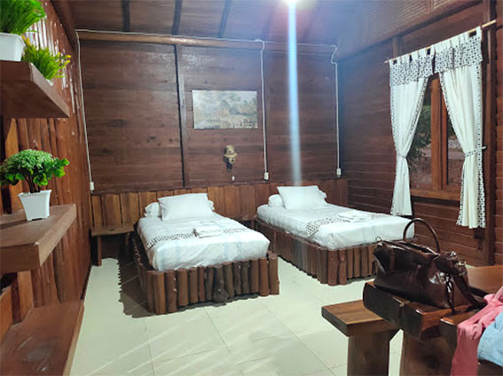 Kamar Delux Dusun di Dayang Resort