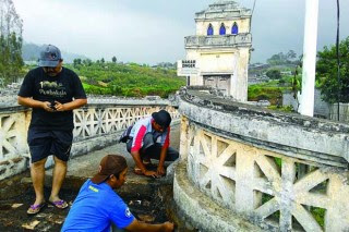 Model Makam Dinger Cocok untuk Objek Fotografi