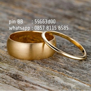 Cincin Kawin Emas Simple