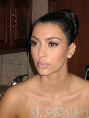 kim kardashian makeup 2009. Tuesday, March 10, 2009