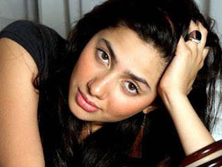 Mahira Khan Hot Photos On bed